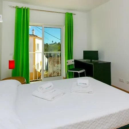 A23 - Forest Side Townhouse *